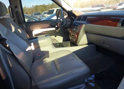 2009 Chevrolet Tahoe Lt2 z USA, uszkodzony, nr VIN 1GNEC23319R267422